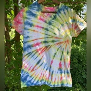 NWOT Custom Unisex Small Tie Dye T-Shirt